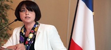 369233_la-ministre-de-l-artisanat-du-commerce-et-du-tourisme-sylvia-pinel-le-11-juillet-2012-a-paris