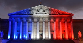 colonnade-en-bleu-blanc-rouge